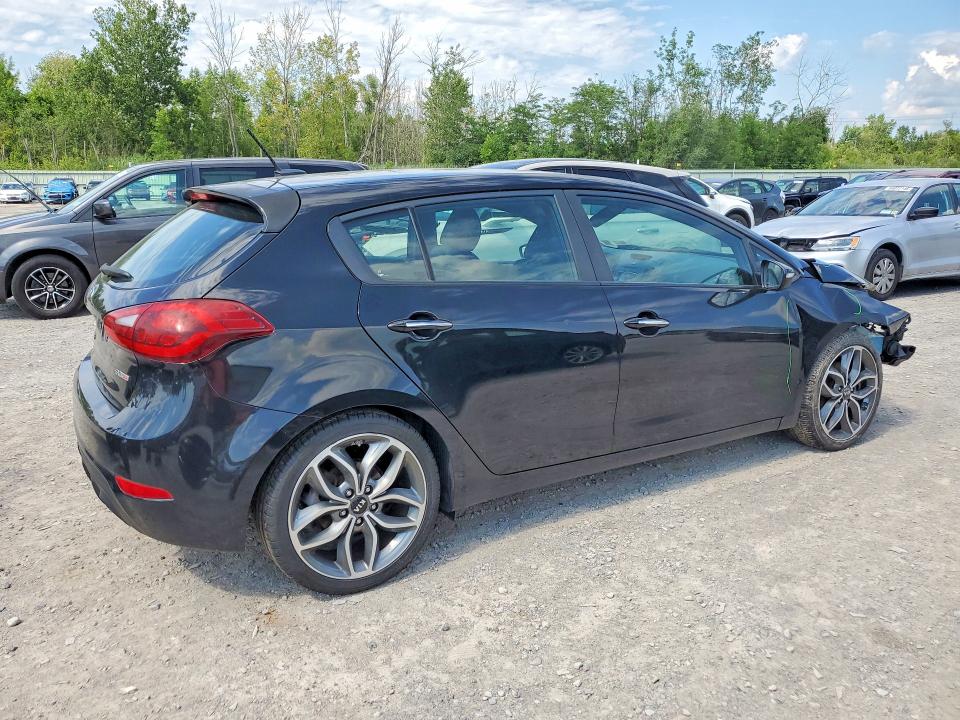 Photo 3 from auction – 2016 KIA FORTE5 with VIN KNAFZ5A36G5590141