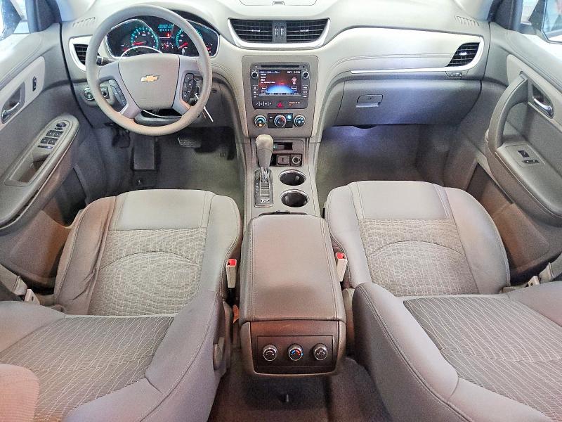 Photo 8 from auction – 2017 CHEVROLET TRAVERSE with VIN 1GNKRFED9HJ293651