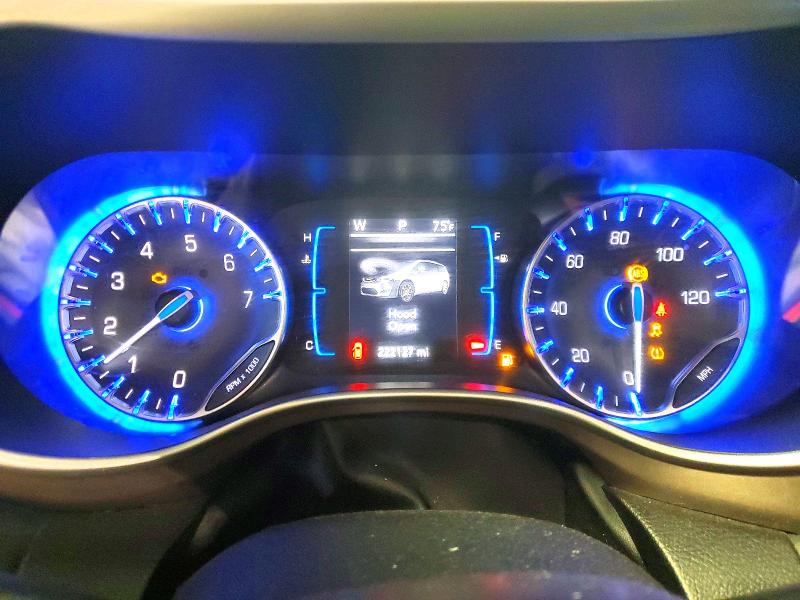Photo 9 from auction – 2017 CHRYSLER PACIFICA with VIN 2C4RC1BG0HR756752