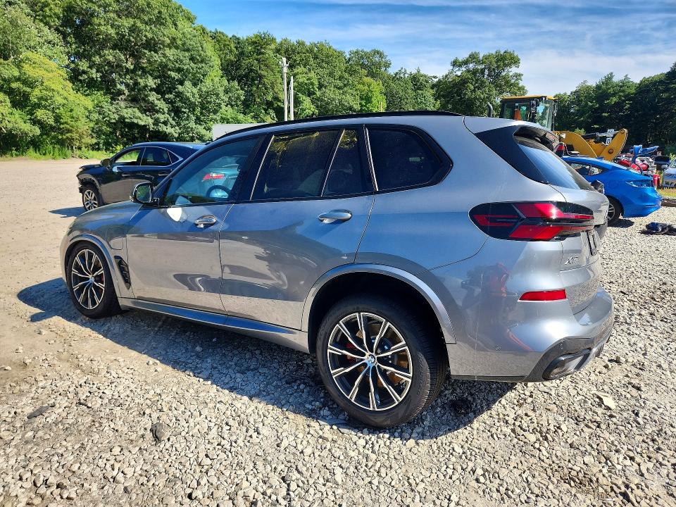 Zdjęcie 2 z aukcji – 2026 BMW X5 z VIN 5UX43EU07T9377360