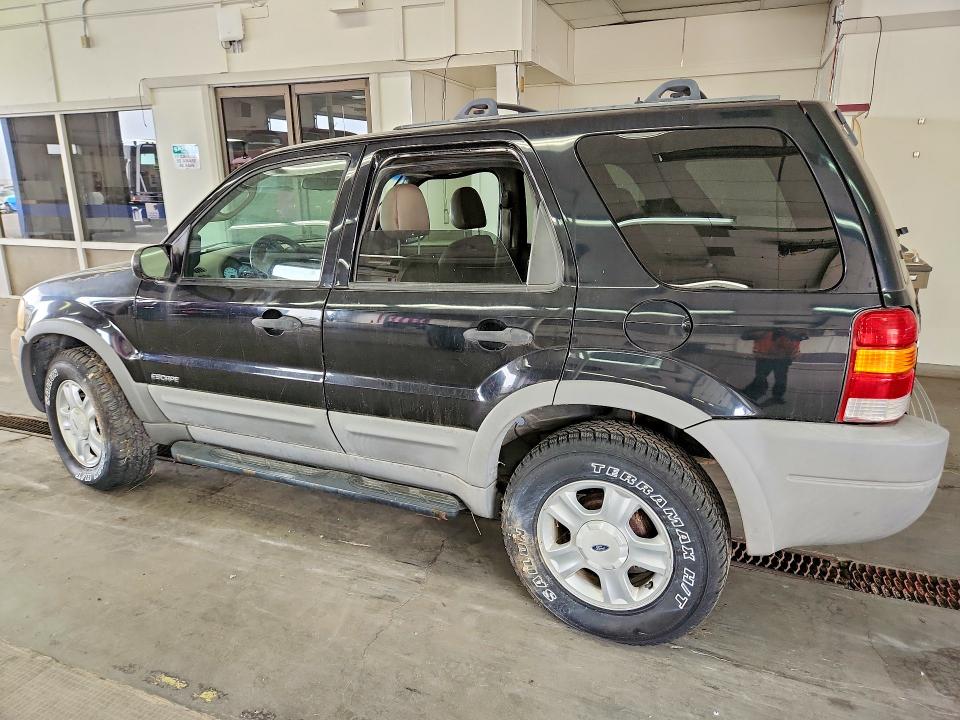 Foto 2 de la subasta – 2002 FORD ESCAPE con VIN 1FMYU03172KC10819