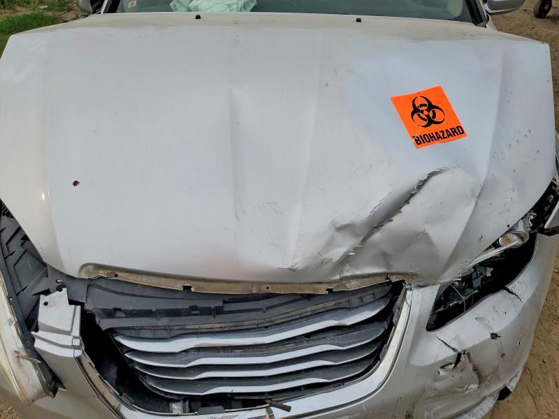 Photo 11 from auction – 2012 CHRYSLER 200 with VIN 1C3CCBBB3CN152199