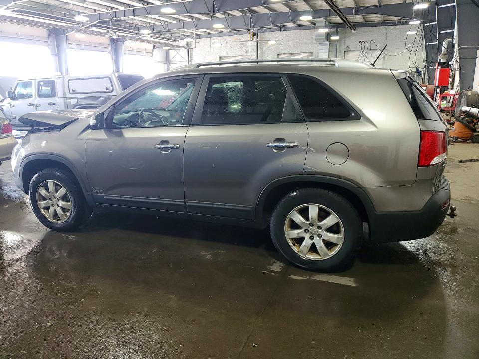 Photo 2 from auction – 2012 KIA SORENTO with VIN 5XYKTCA66CG264701