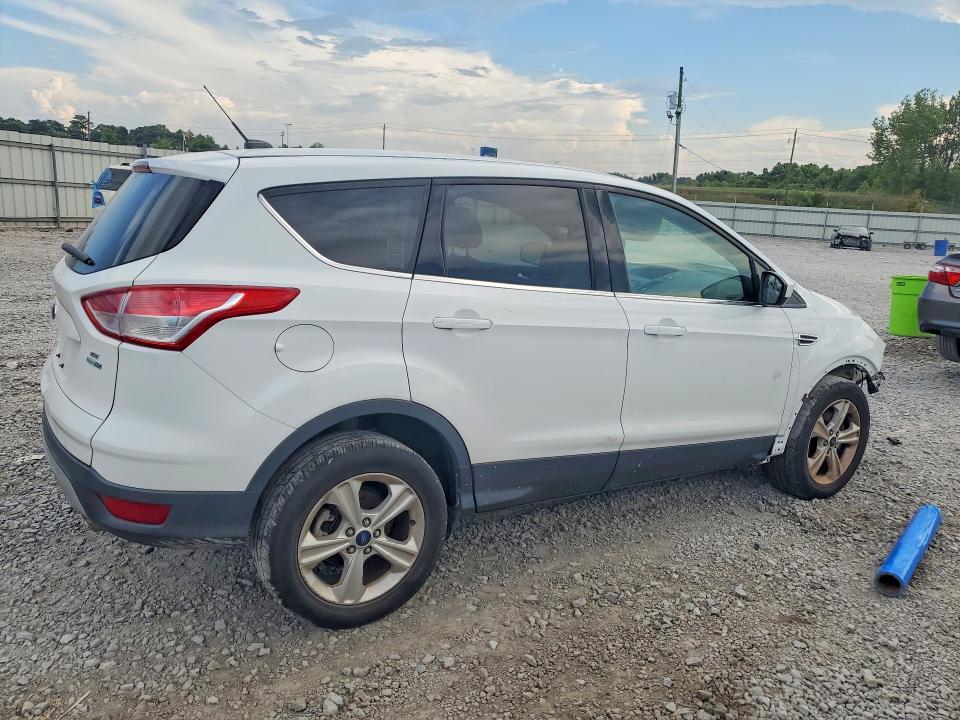 Photo 3 from auction – 2016 FORD ESCAPE with VIN 1FMCU9GX3GUC84134