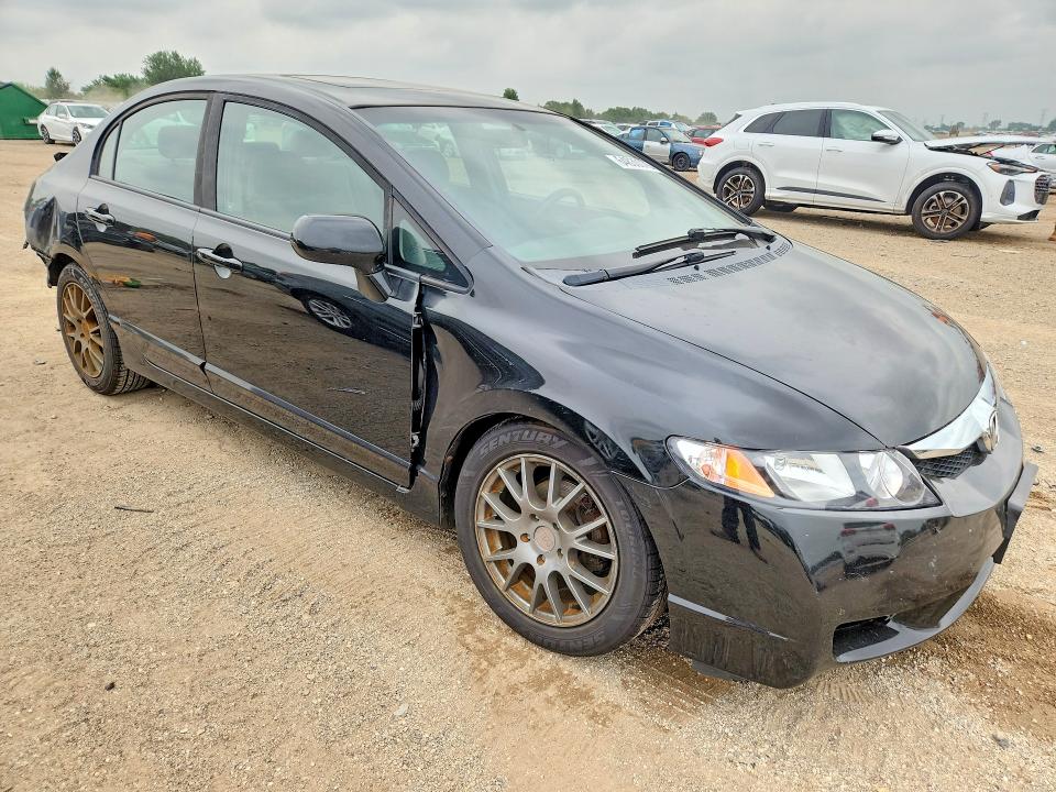 Photo 4 from auction – 2010 HONDA CIVIC with VIN 19XFA1F80AE012698