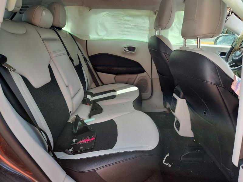 Foto 11 de la subasta – 2019 JEEP COMPASS con VIN 3C4NJCBB3KT699312