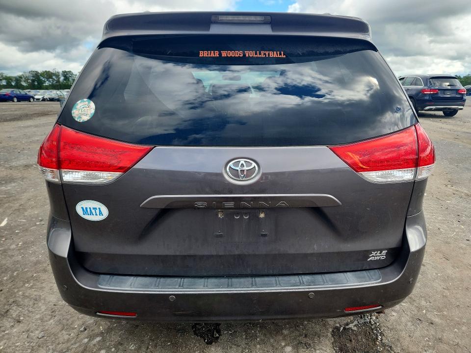 Photo 6 from auction – 2013 TOYOTA SIENNA with VIN 5TDDK3DC9DS061013