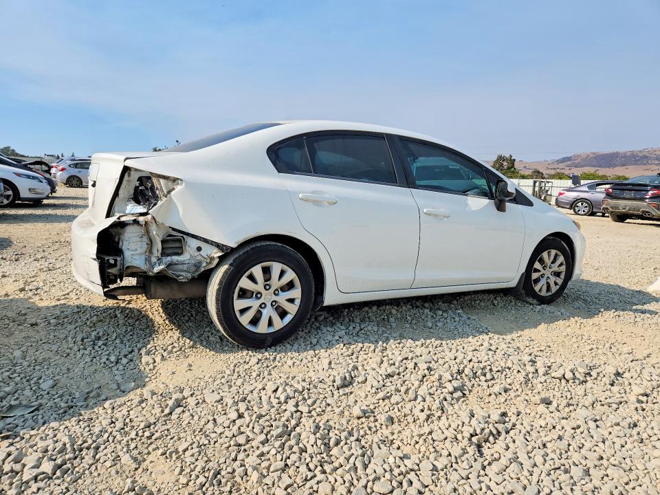 Снимка 3 от търг – 2012 HONDA CIVIC с VIN 2HGFB2F57CH565947