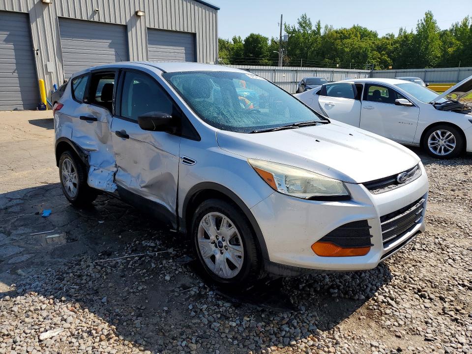 Photo 4 from auction – 2014 FORD ESCAPE with VIN 1FMCU0F73EUB55160