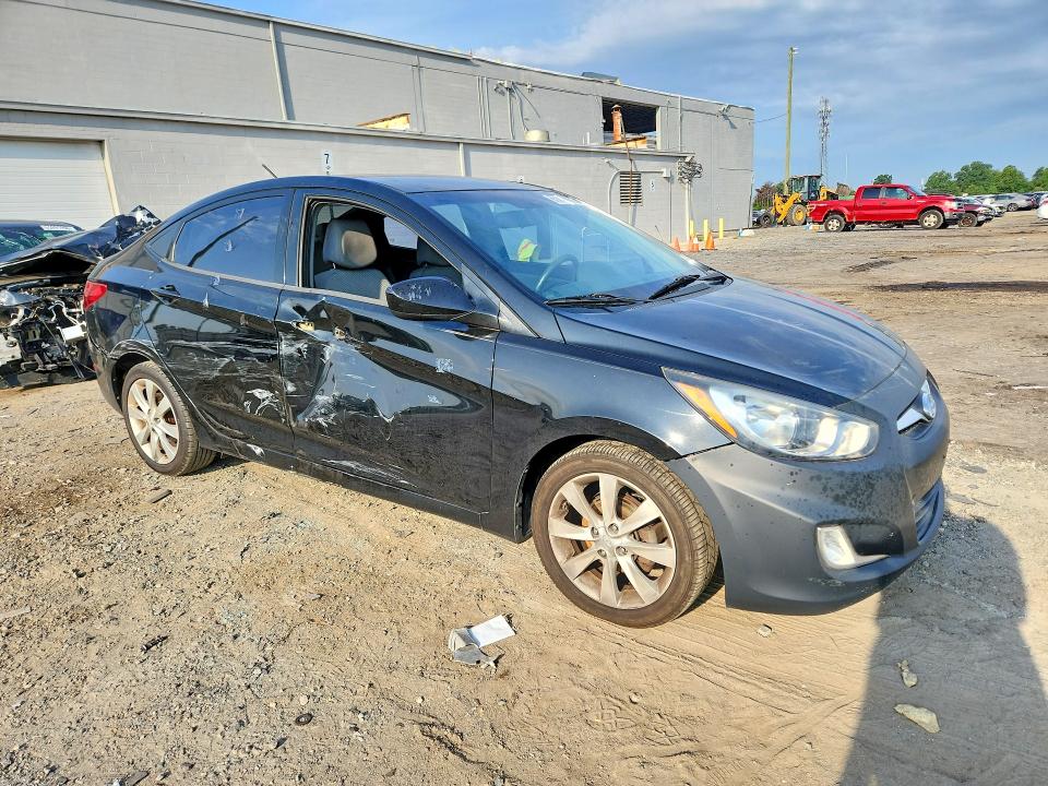 Photo 4 from auction – 2012 HYUNDAI ACCENT with VIN KMHCU4AE3CU213133