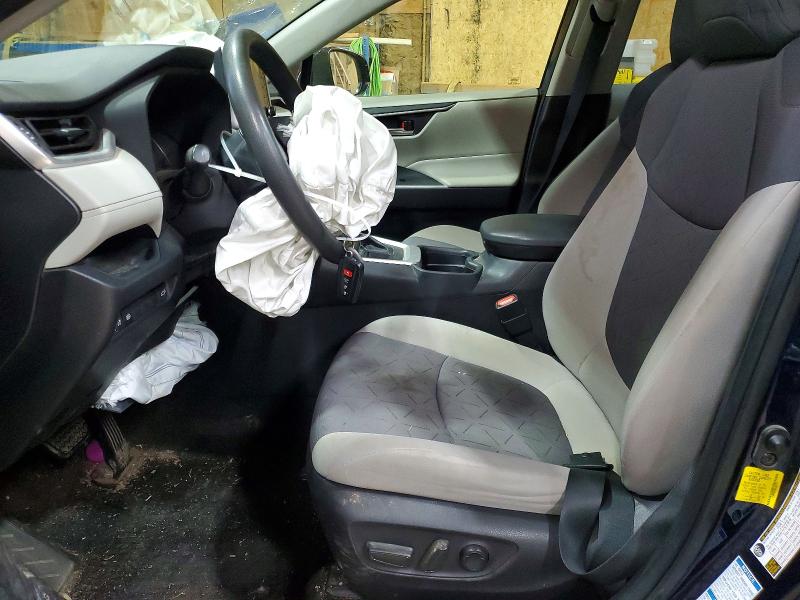 Photo 7 from auction – 2019 TOYOTA RAV4 with VIN JTMP1RFV9KJ003771