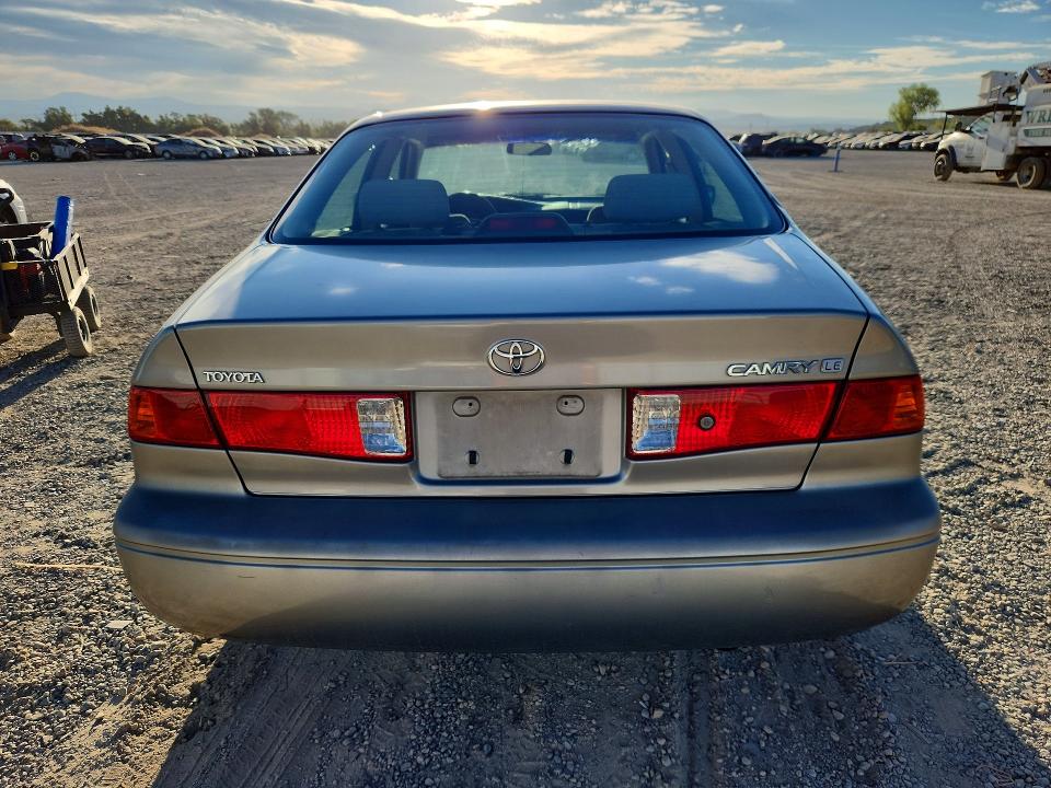 Photo 6 from auction – 2000 TOYOTA CAMRY with VIN JT2BG22K0Y0528575