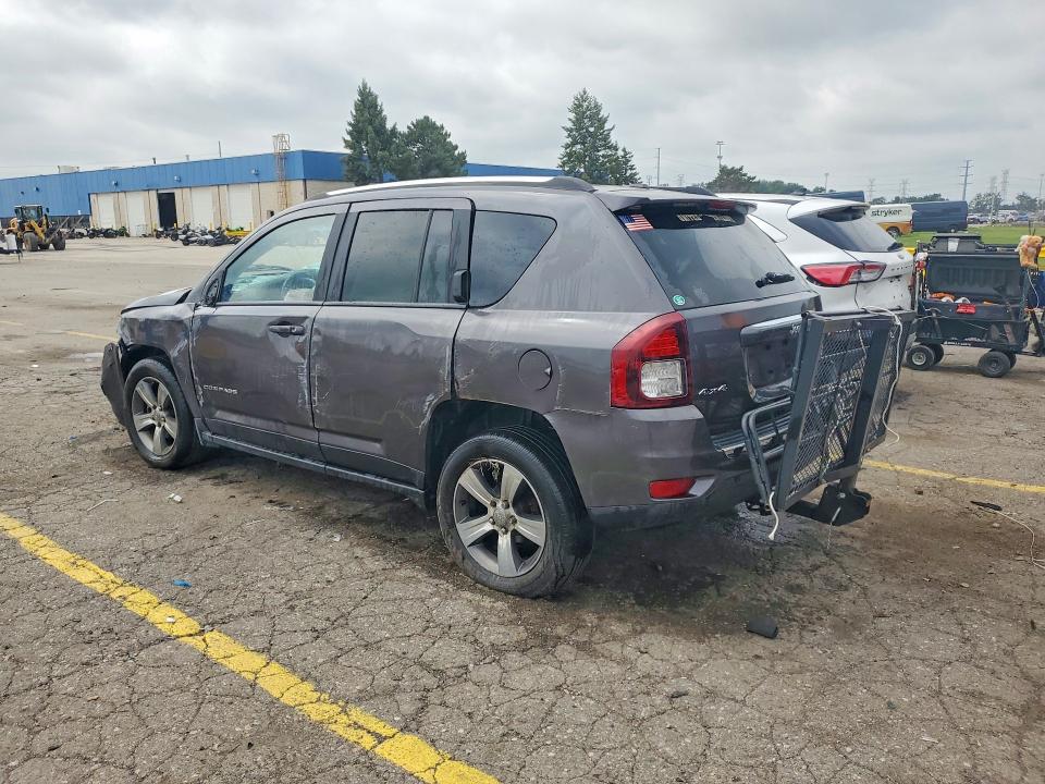 Photo 2 from auction – 2017 JEEP COMPASS with VIN 1C4NJDEB2HD178257