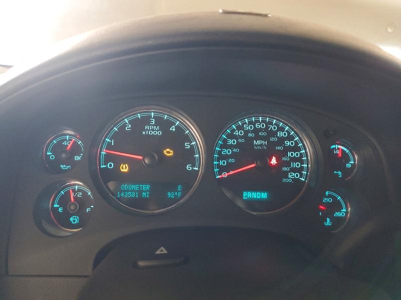 Photo 9 from auction – 2013 CHEVROLET TAHOE with VIN 1GNSCBE01DR314110