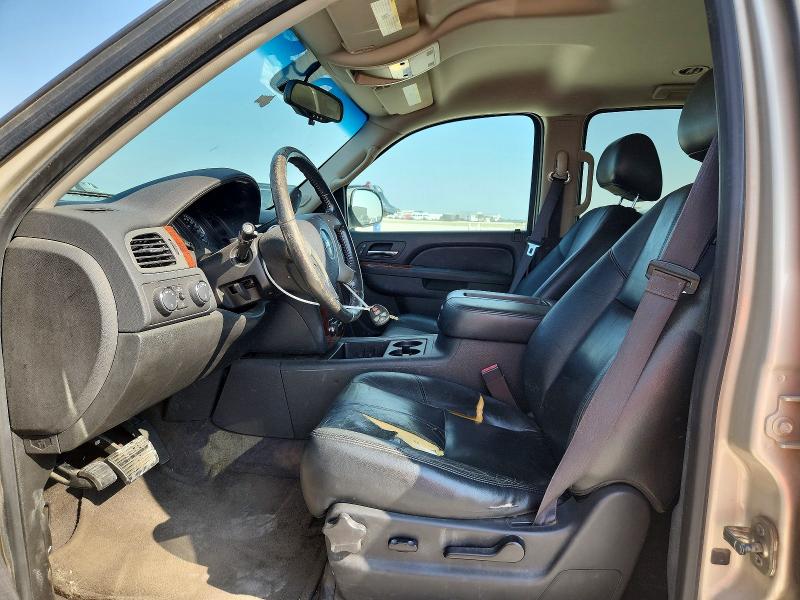 Photo 7 from auction – 2013 CHEVROLET SUBURBAN with VIN 1GNSKJE73DR370124
