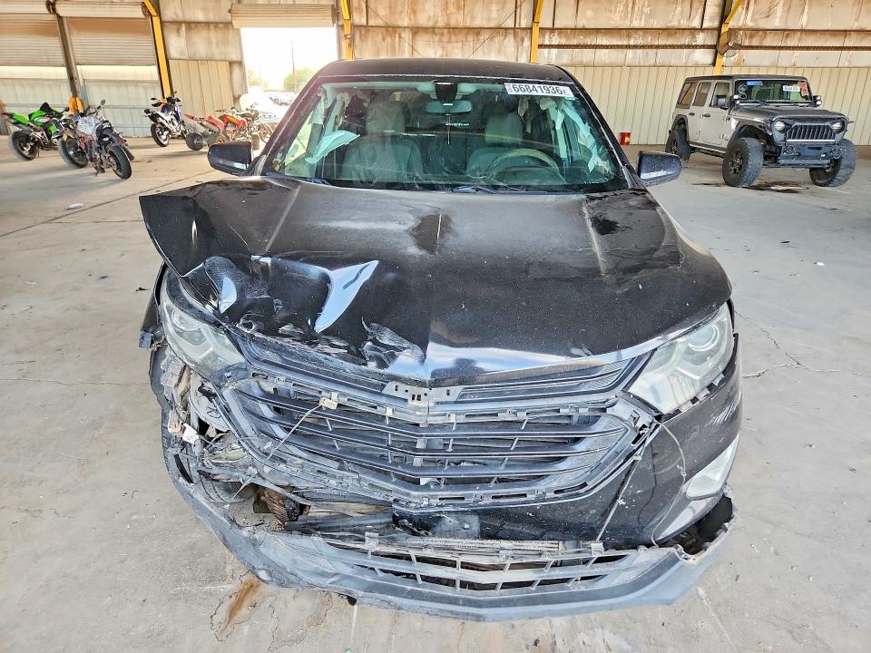 Photo 5 from auction – 2018 CHEVROLET EQUINOX with VIN 2GNAXJEV7J6251351