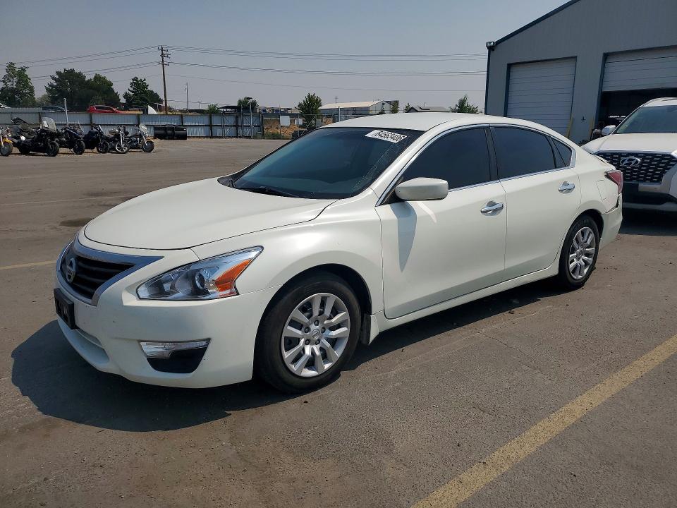 NISSAN ALTIMA 2015 with VIN 1N4AL3AP1FC275933 - Photo from auction