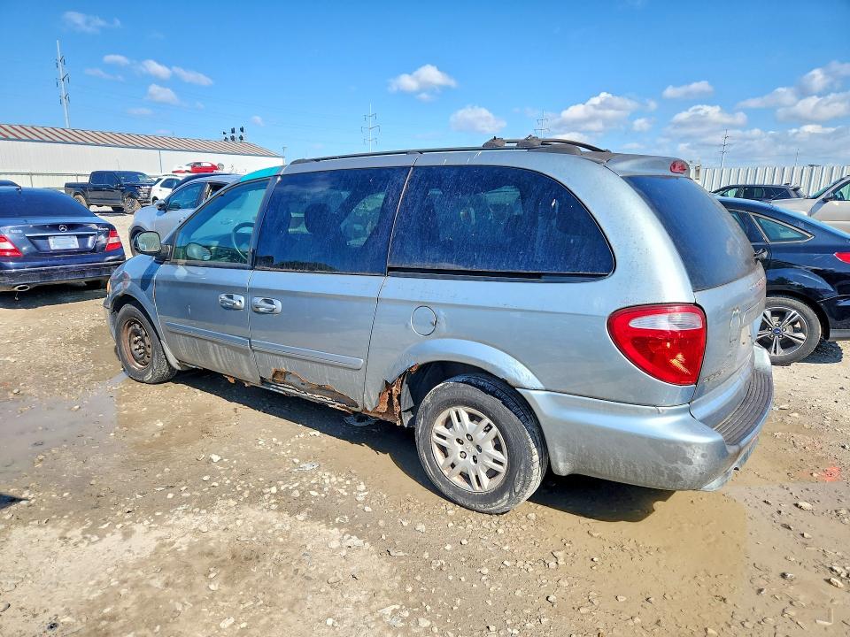Photo 2 from auction – 2005 DODGE GRAND CARAVAN with VIN 2D4GP24R65R146675