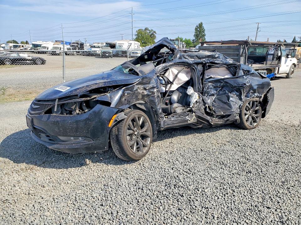 CHRYSLER 200 2015 with VIN 1C3CCCDG9FN540718 - Photo from auction