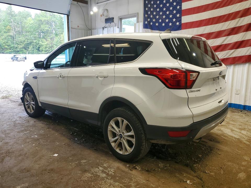 Photo 2 from auction – 2019 FORD ESCAPE with VIN 1FMCU9GD7KUA65997
