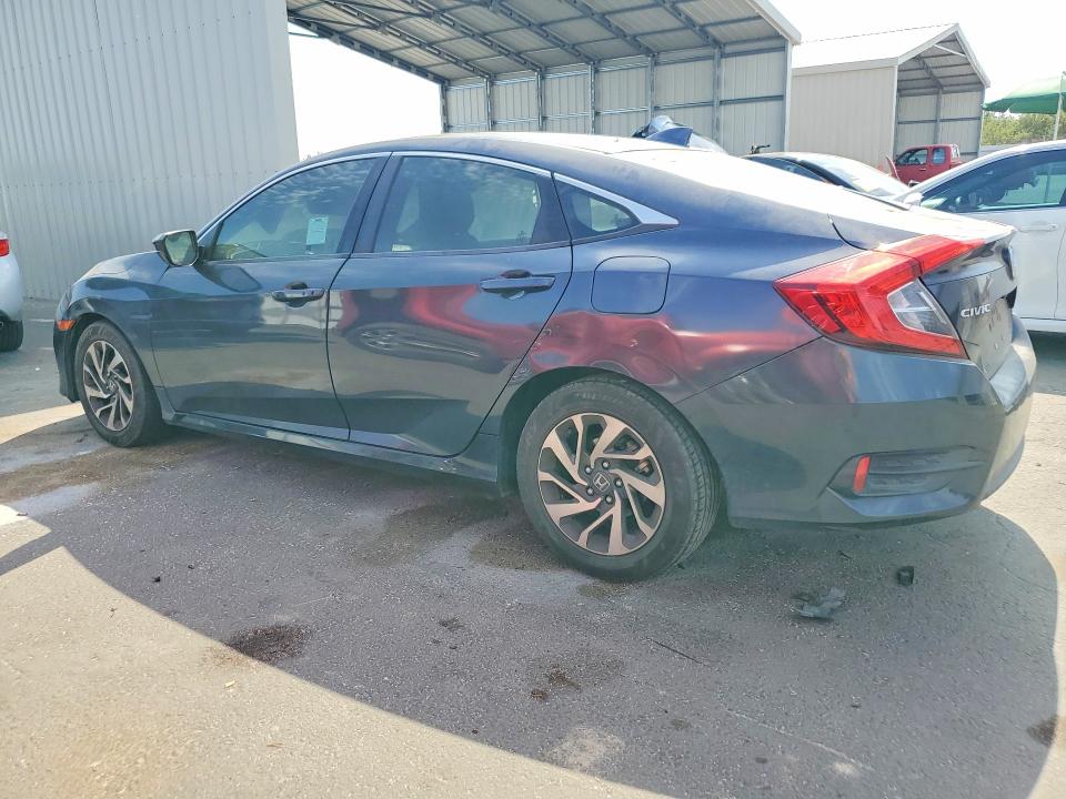 Photo 2 from auction – 2017 HONDA CIVIC with VIN 2HGFC2F78HH555417