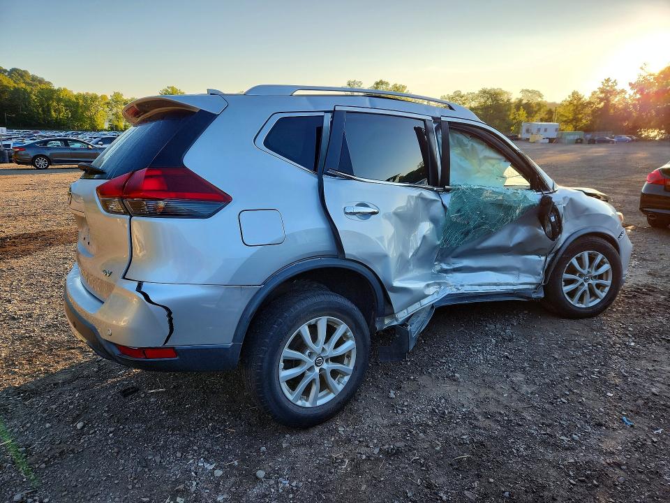 Photo 3 from auction – 2020 NISSAN ROGUE with VIN KNMAT2MT0LP540049