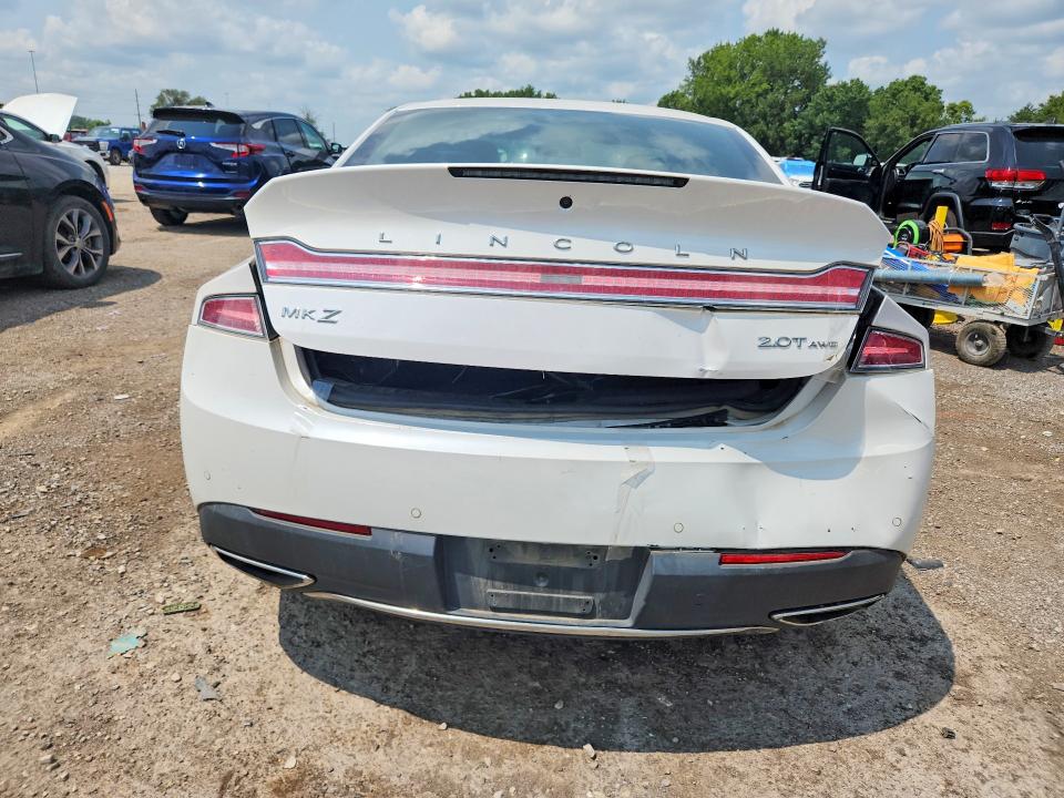 Photo 6 from auction – 2017 LINCOLN MKZ with VIN 3LN6L5D92HR659440