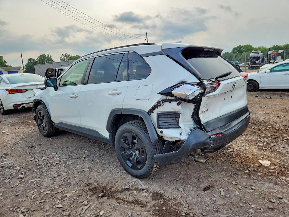 Photo 2 from auction – 2019 TOYOTA RAV4 with VIN JTMF1RFV2KD033592