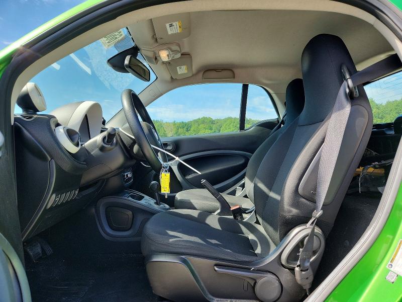 Photo 7 from auction – 2018 SMART FORTWO with VIN WMEFJ9BAXJK247129