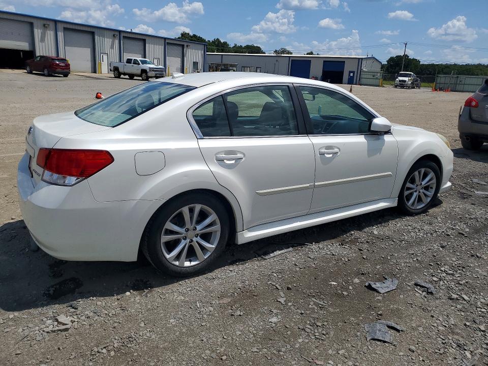 Photo 3 from auction – 2014 SUBARU LEGACY with VIN 4S3BMCF60E3002251