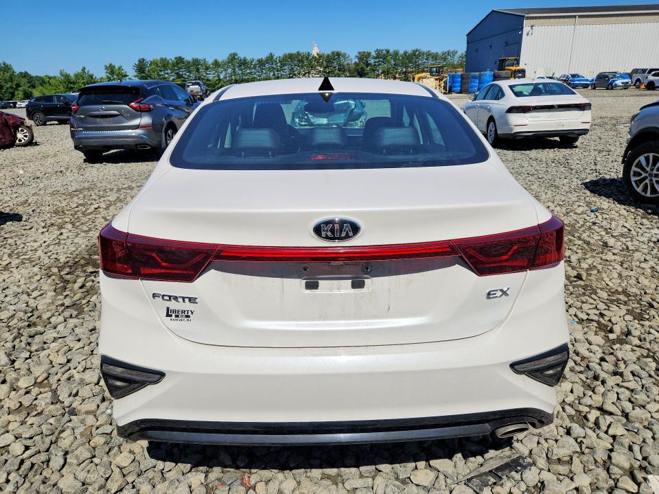 Photo 6 from auction – 2021 KIA FORTE with VIN 3KPF54AD0ME294372