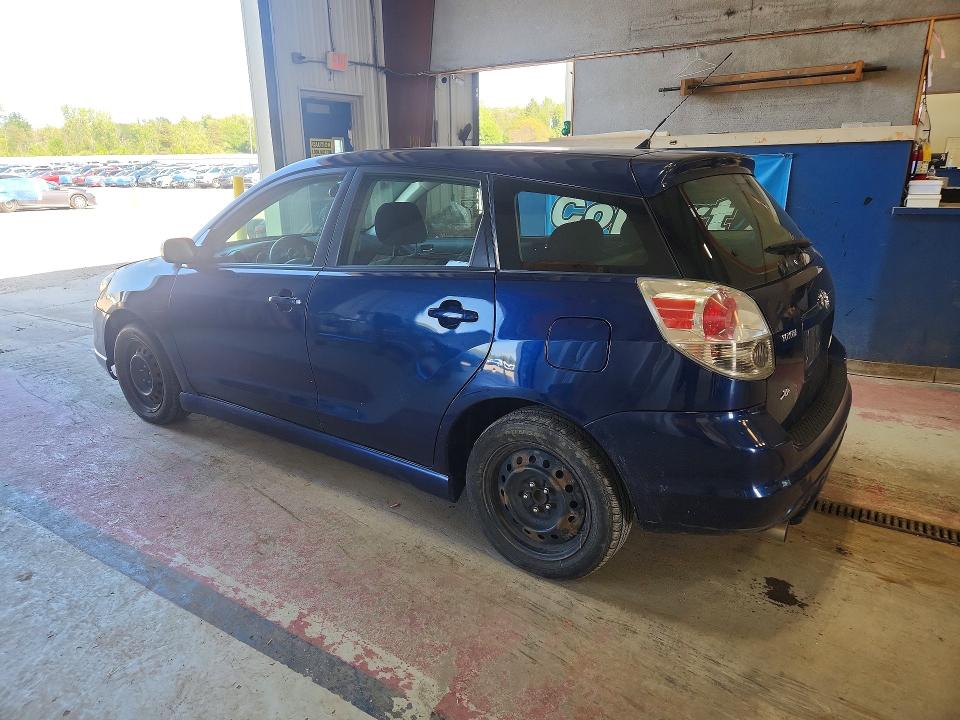 Photo 2 from auction – 2005 TOYOTA MATRIX with VIN 2T1KR32E55C390079
