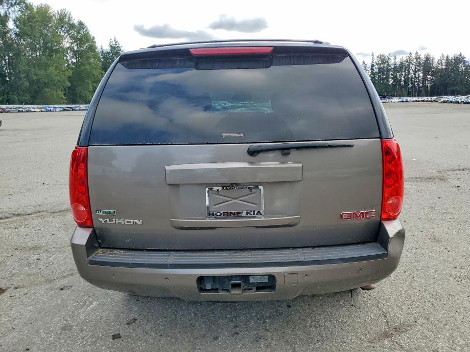 Photo 6 from auction – 2011 GMC YUKON with VIN 1GKS2CE01BR238178