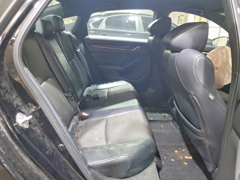 Photo 10 from auction – 2018 HONDA ACCORD with VIN 1HGCV1F39JA133410