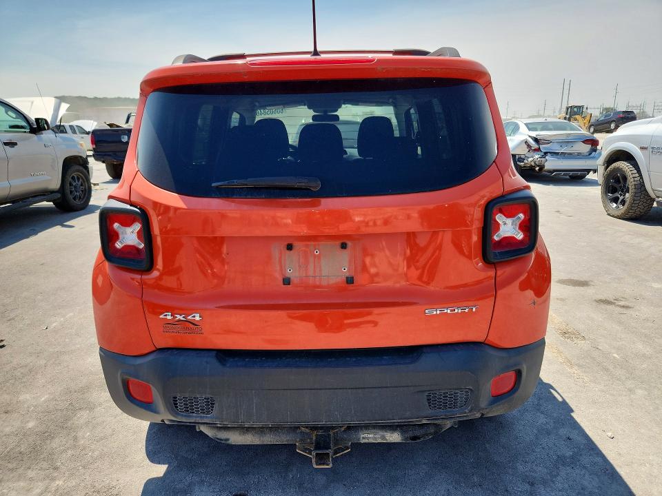 Photo 6 from auction – 2016 JEEP RENEGADE with VIN ZACCJBAW2GPE00770