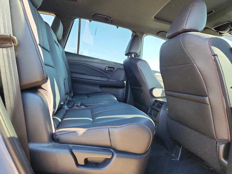 Photo 11 from auction – 2022 HONDA PASSPORT with VIN 5FNYF8H64NB002206
