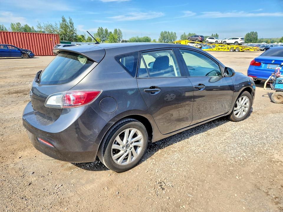 Photo 3 from auction – 2013 MAZDA 3 with VIN JM1BL1KFXD1817502