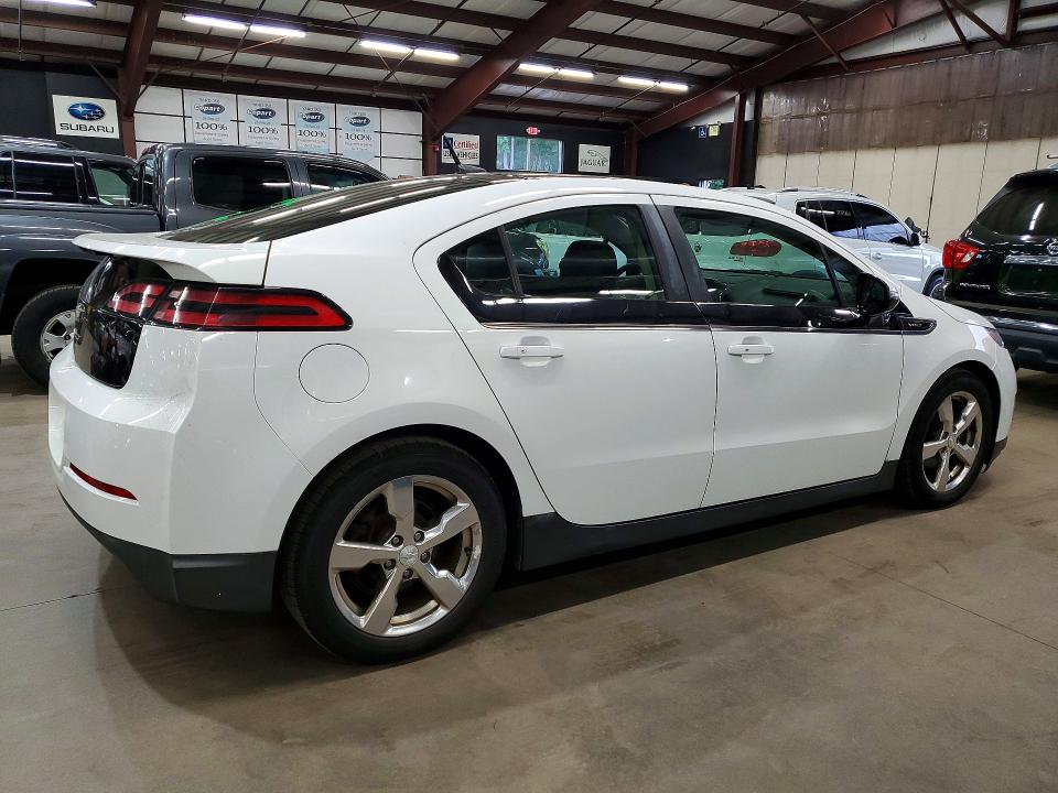 Photo 3 from auction – 2012 CHEVROLET VOLT with VIN 1G1RB6E4XCU116215
