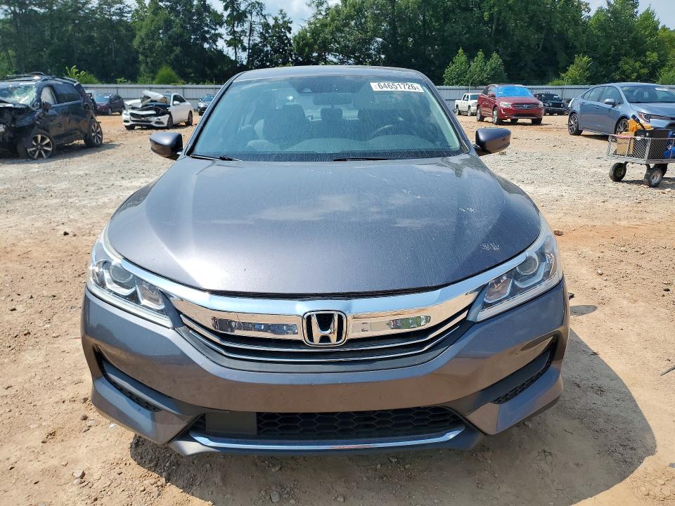Photo 5 from auction – 2017 HONDA ACCORD with VIN 1HGCR2F47HA181517