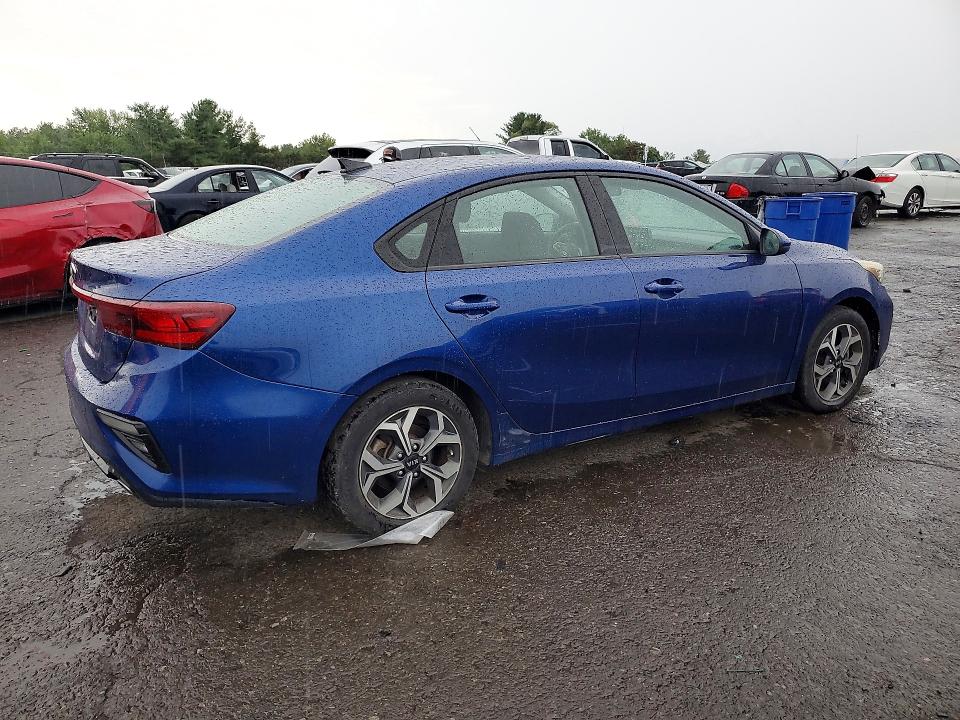 Photo 3 from auction – 2021 KIA FORTE with VIN 3KPF24AD0ME314371