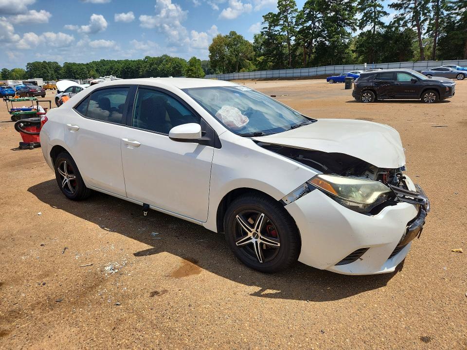 Photo 4 from auction – 2016 TOYOTA COROLLA with VIN 5YFBPRHE2GP368298