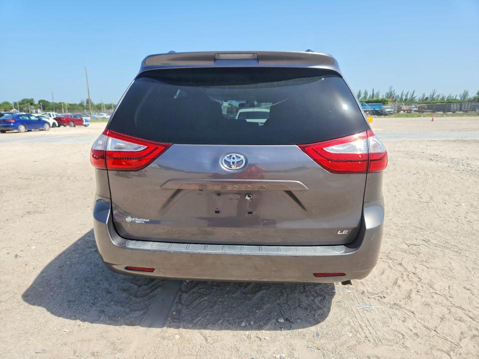 Photo 6 from auction – 2017 TOYOTA SIENNA with VIN 5TDKZ3DC0HS870196