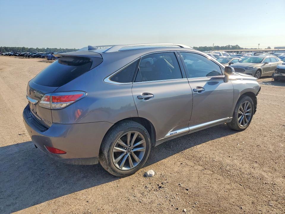 Photo 3 from auction – 2014 LEXUS RX with VIN JTJBC1BA9E2068365
