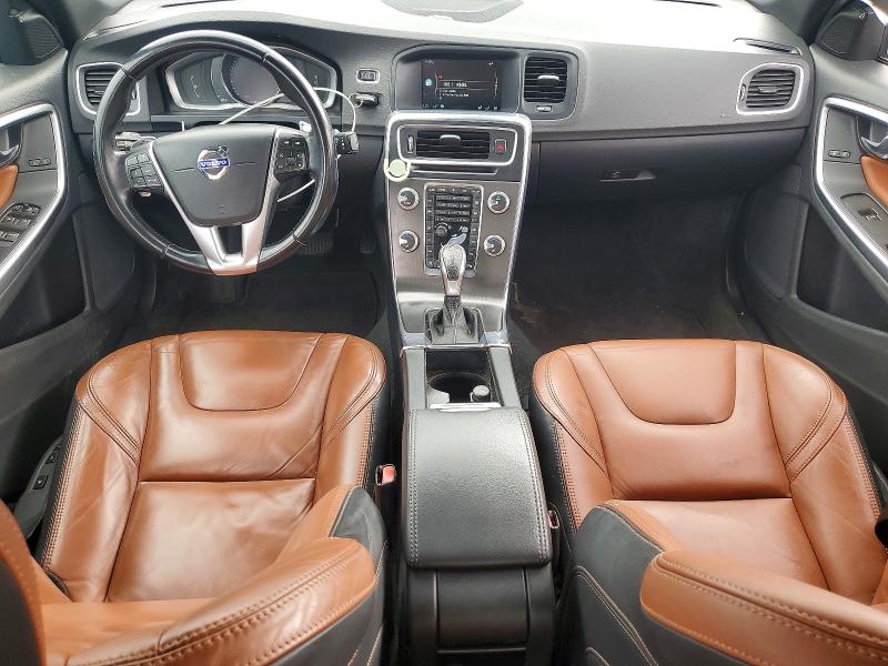 Photo 8 from auction – 2015 VOLVO S60 with VIN YV149MFM0F2336327