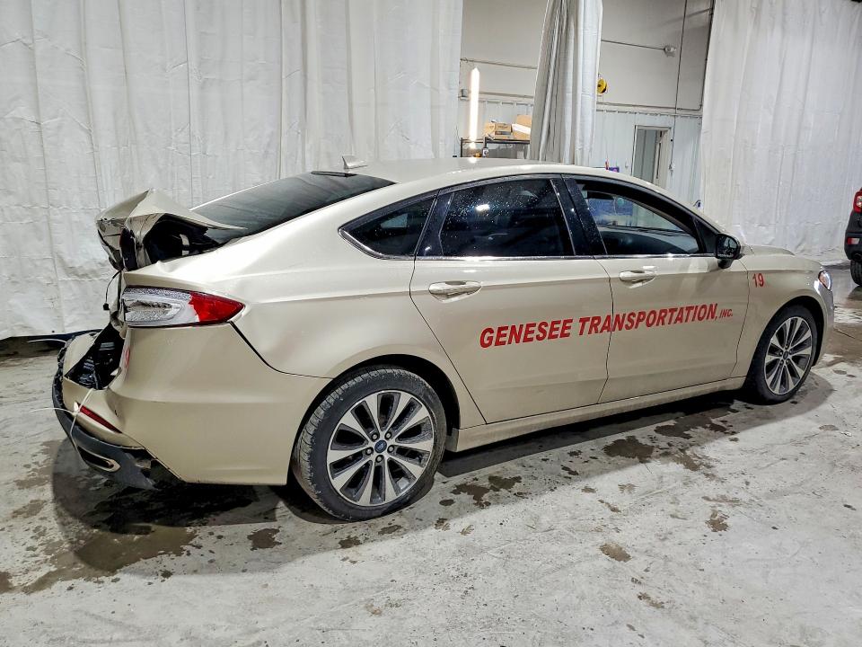 Photo 3 from auction – 2019 FORD FUSION with VIN 3FA6P0T97KR144878