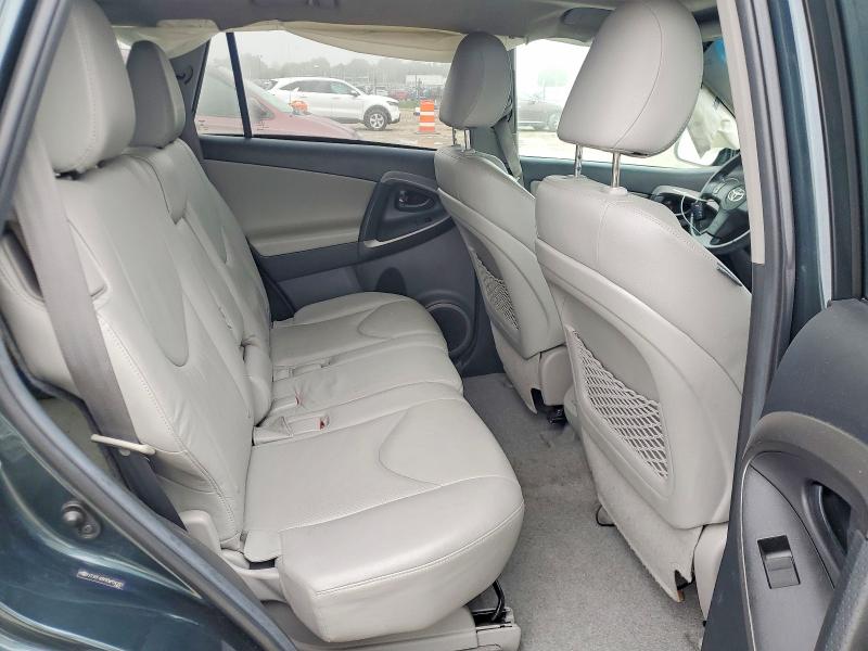 Photo 11 from auction – 2012 TOYOTA RAV4 with VIN 2T3YF4DV3CW124293