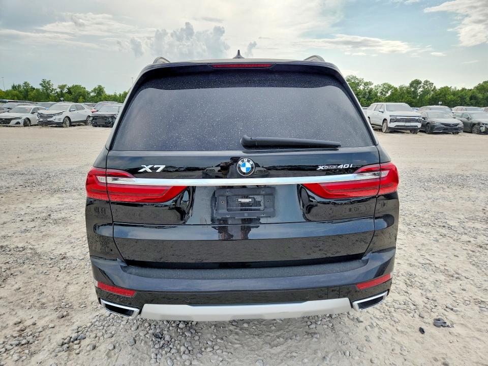 Zdjęcie 6 z aukcji – 2022 BMW X7 z VIN 5UXCW2C06N9J48948