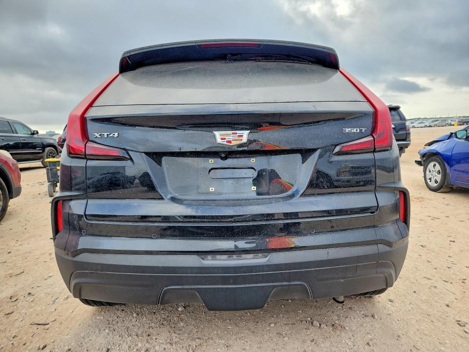 Photo 6 from auction – 2024 CADILLAC XT4 with VIN 1GYAZAR43RF177572