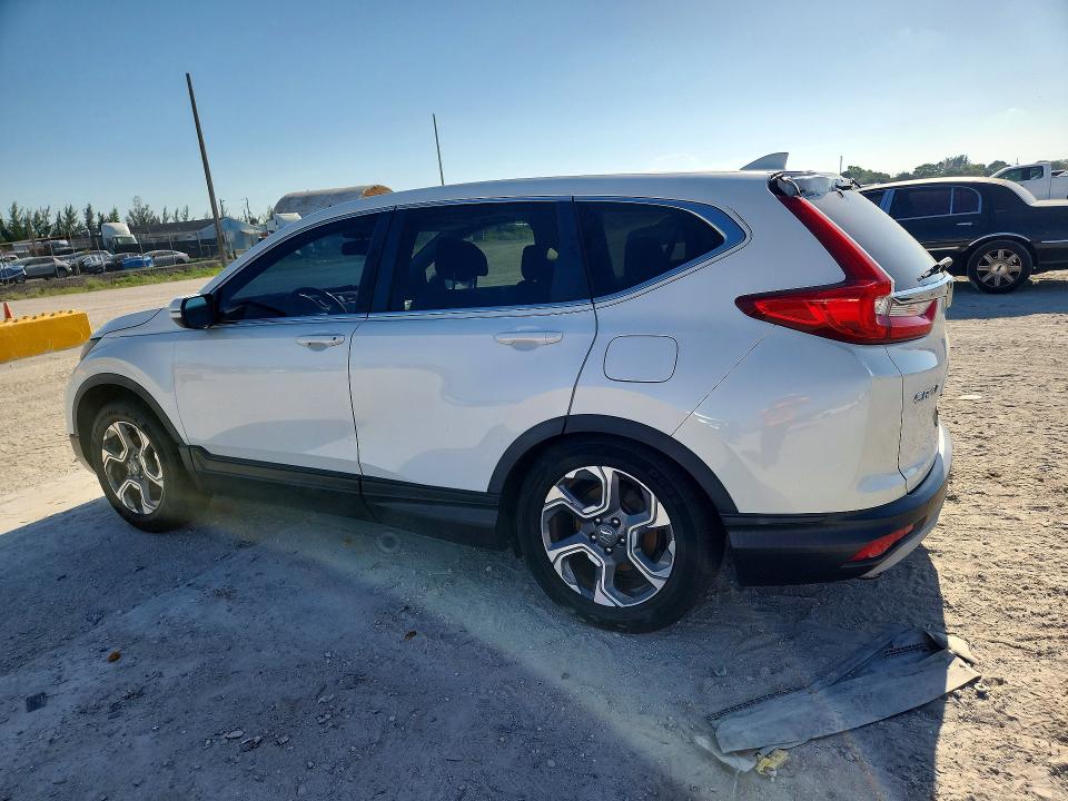 Photo 2 from auction – 2017 HONDA CR-V with VIN 5J6RW1H86HL012079