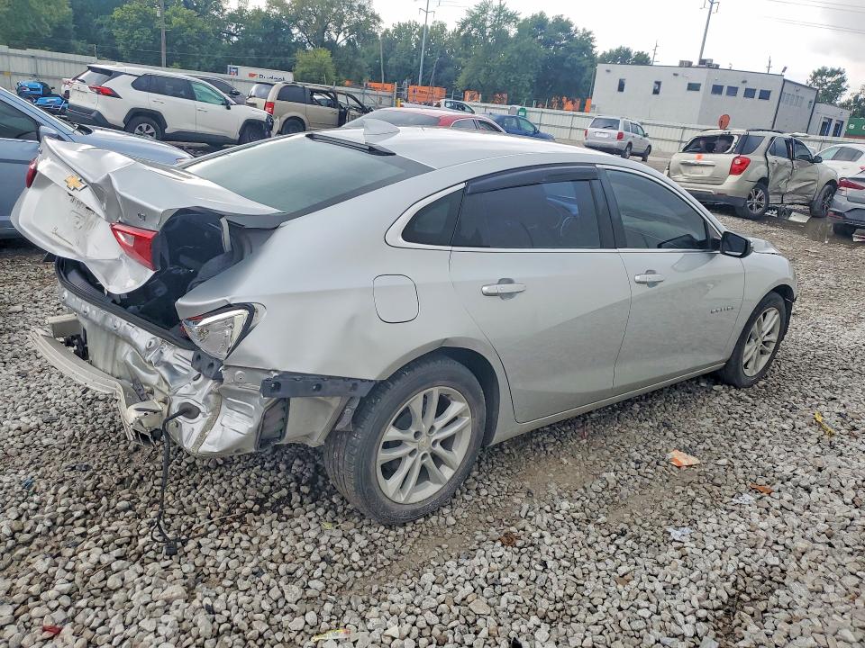 Photo 3 from auction – 2018 CHEVROLET MALIBU with VIN 1G1ZD5ST4JF209541